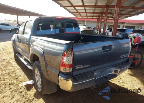 2013 Toyota Tacoma Prerunner V6 z USA, uszkodzony, nr VIN 3TMJU4GN5DM154286